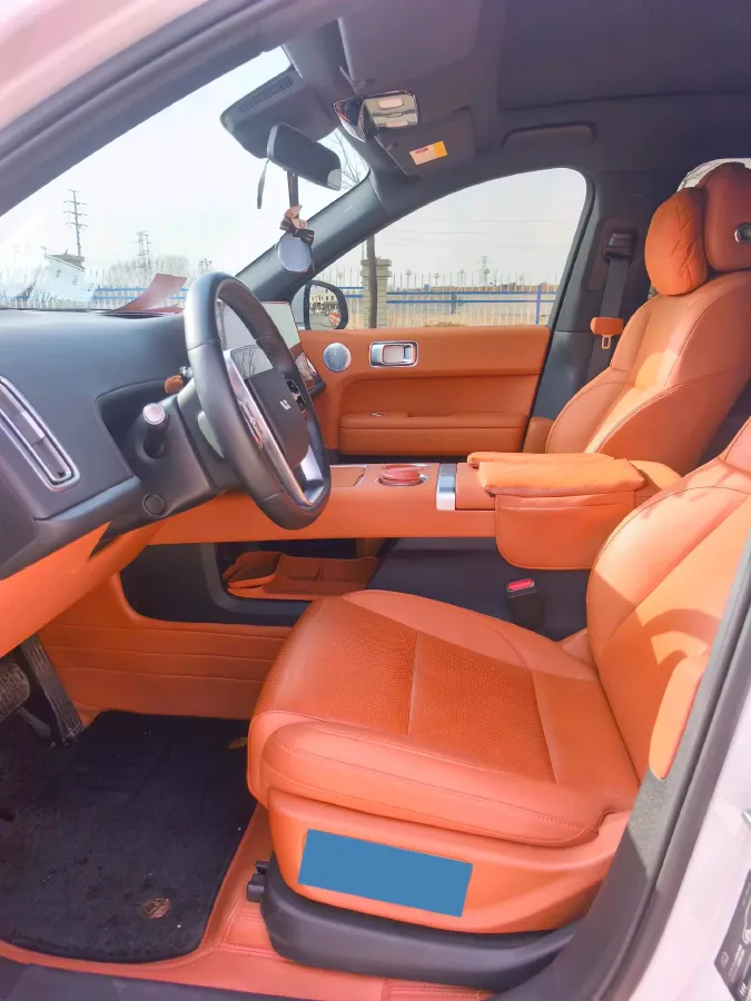 2024 Li L6 Range Extended 154HP L4 REEV 36.8KWH,autocango,china used car exporter,china ev exporter,chinese used car exporter,chinese used ev exporter