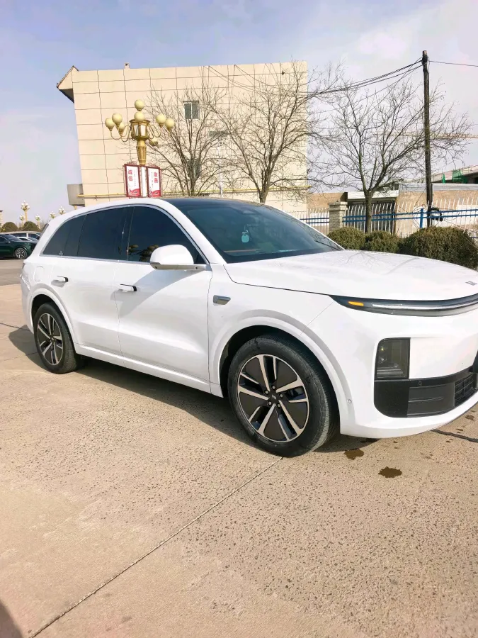 2024 Li L6 Range Extended 154HP L4 REEV 36.8KWH,autocango,china used car exporter,china ev exporter,chinese used car exporter,chinese used ev exporter