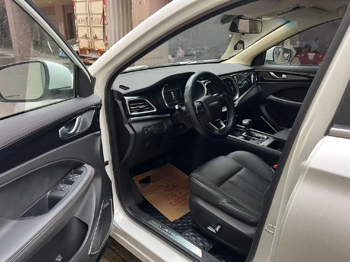 2019 Jetour X90 1.5T 147HP L4 8AT,autocango,china used car exporter,china ev exporter,chinese used car exporter,chinese used ev exporter