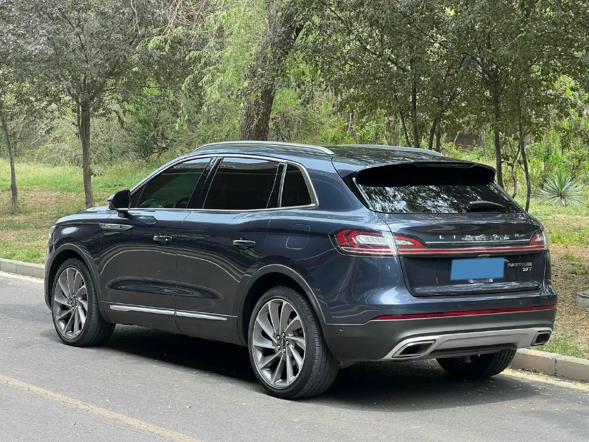 2022 Lincoln Nautilus 2.7T 322HP V6 8AT,autocango,china used car exporter,china ev exporter,chinese used car exporter,chinese used ev exporter
