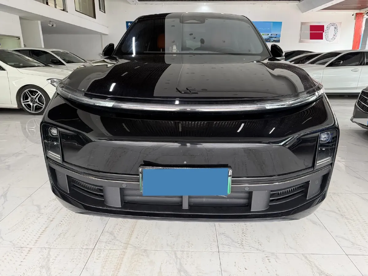2023 Li L8 Range Extended 154HP REEV 40.9KWH,autocango,china used car exporter,china ev exporter,chinese used car exporter,chinese used ev exporter