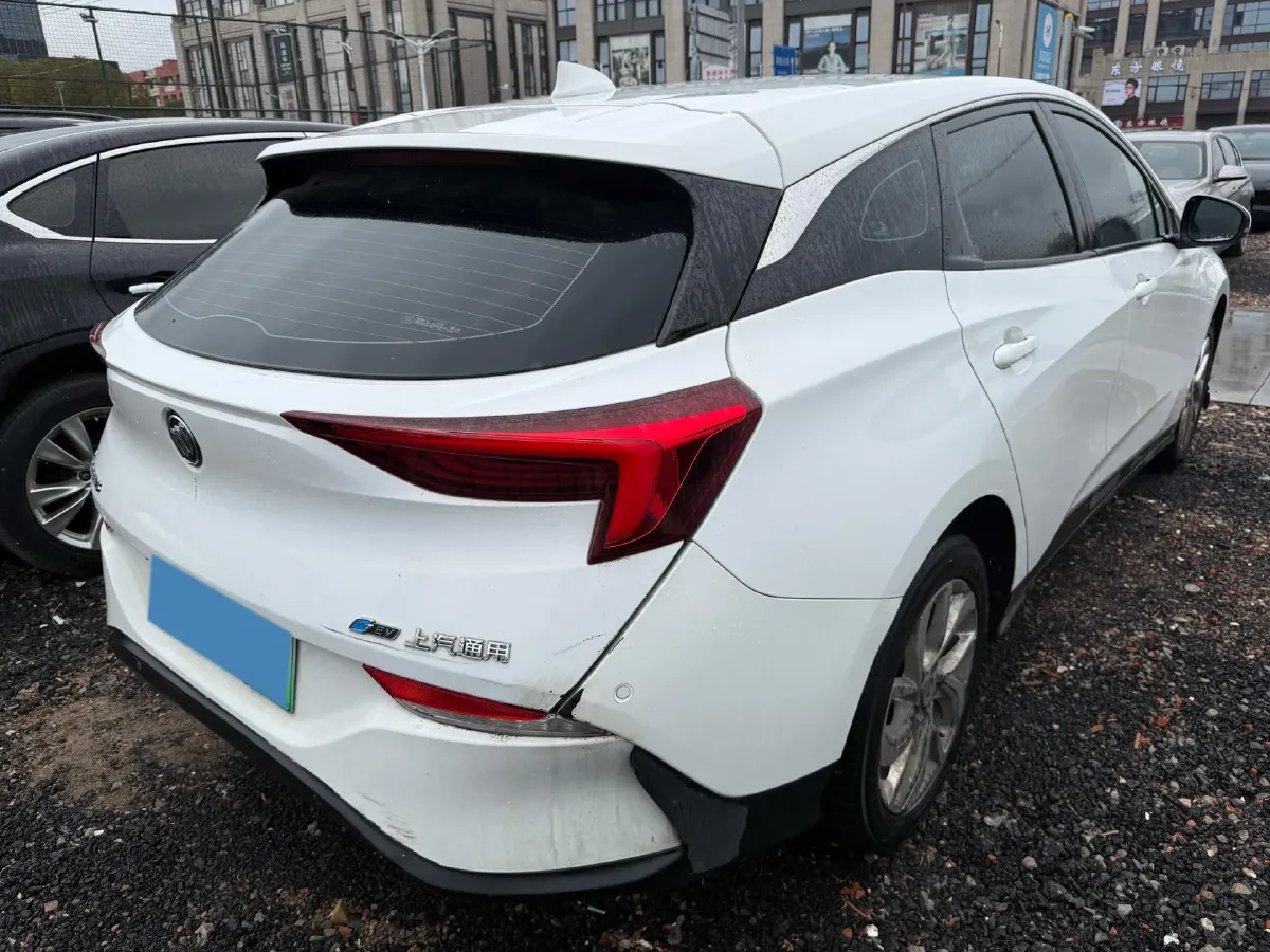 2022 Buick Envista 1.5T 184HP L4 CVT,autocango,china used car exporter,china ev exporter,chinese used car exporter,chinese used ev exporter