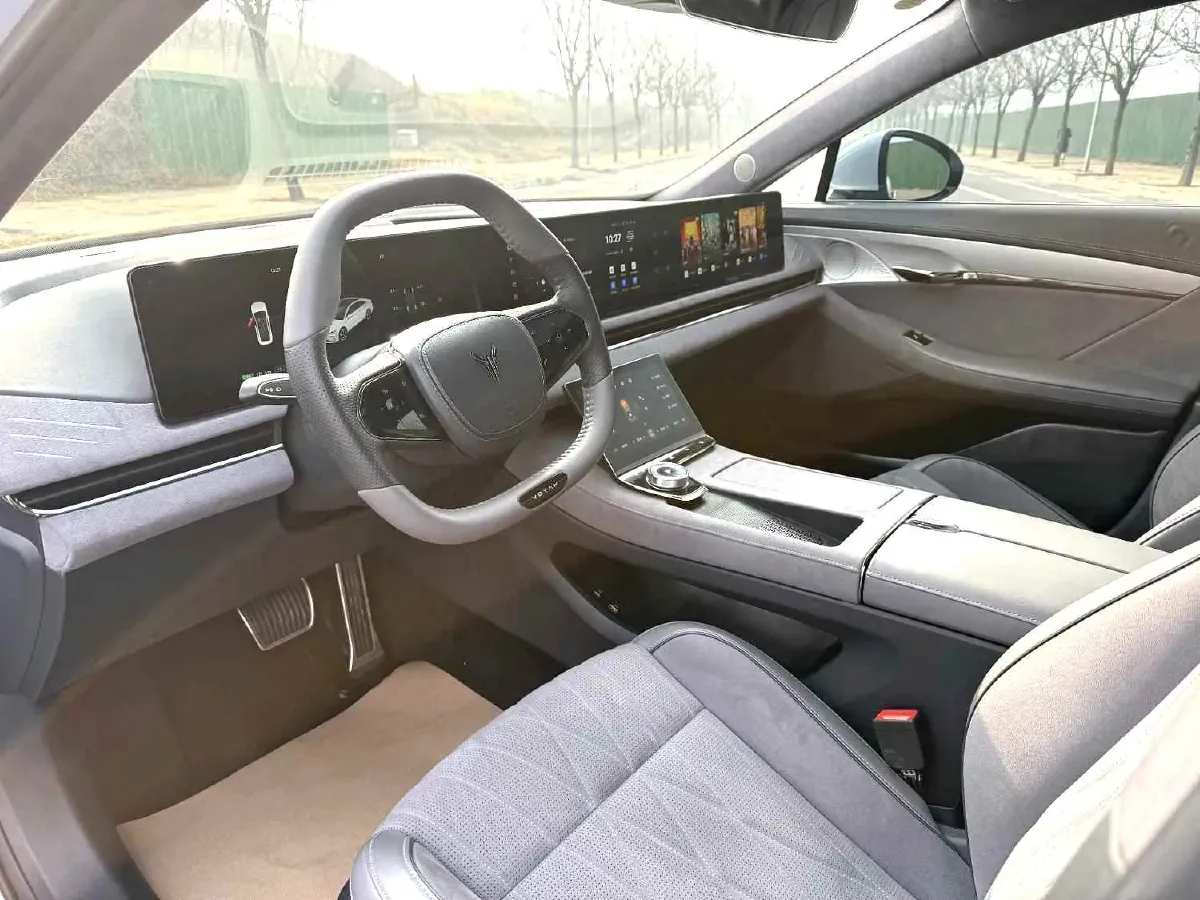 2023 Voyah ZhuiGuang BEV 82.11KWH,autocango,china used car exporter,china ev exporter,chinese used car exporter,chinese used ev exporter