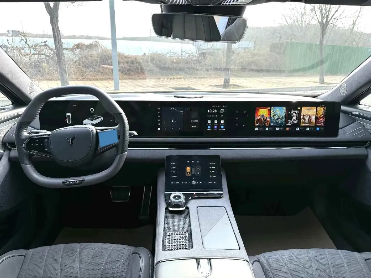 2023 Voyah ZhuiGuang BEV 82.11KWH,autocango,china used car exporter,china ev exporter,chinese used car exporter,chinese used ev exporter