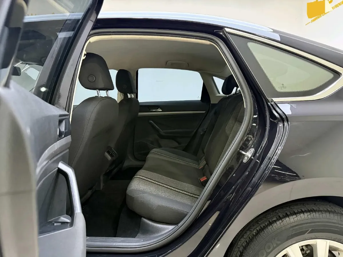 2021 Volkswagen Lavida 1.5L 113HP L4 6AT,autocango,china used car exporter,china ev exporter,chinese used car exporter,chinese used ev exporter