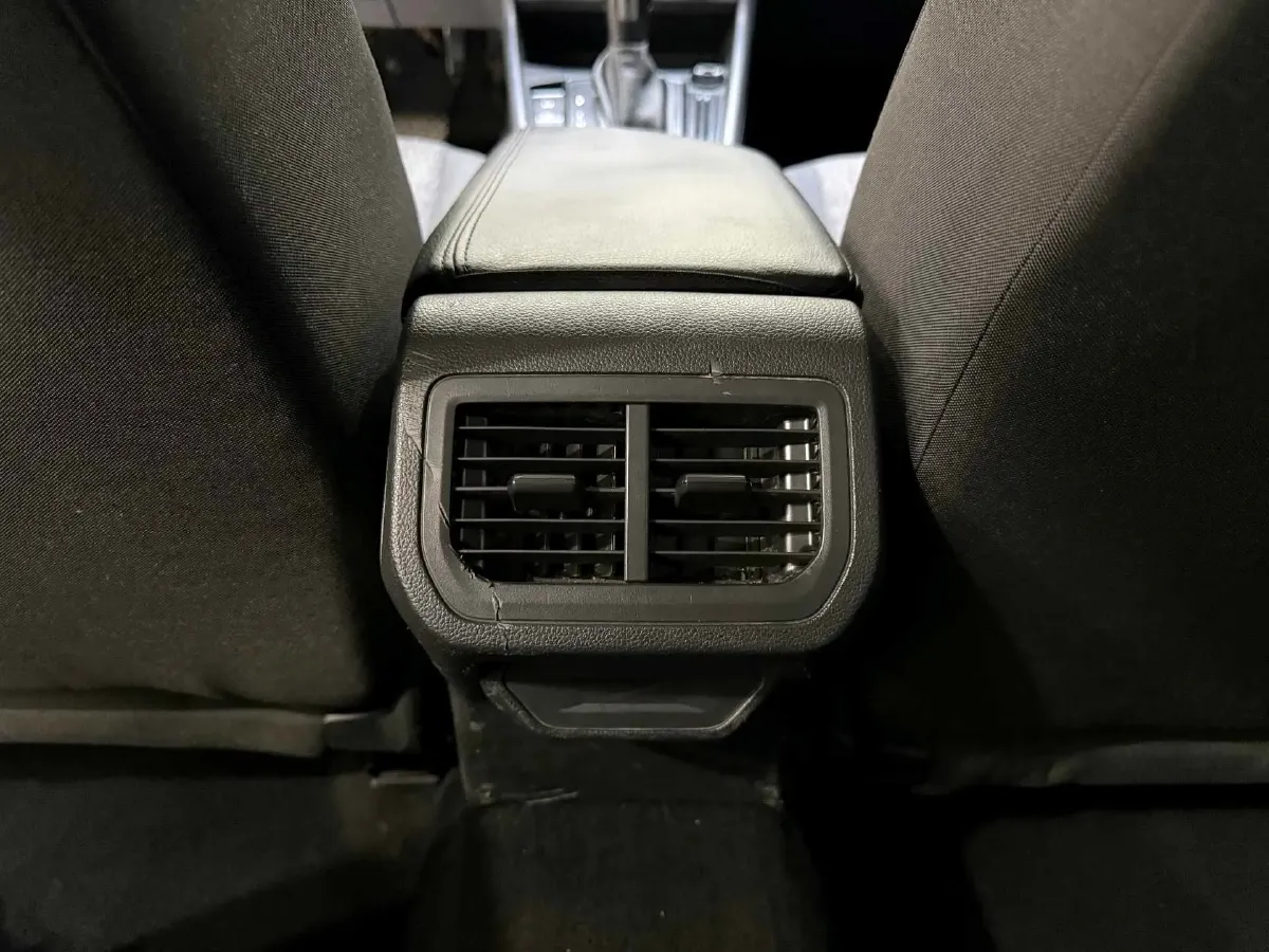 2021 Volkswagen Lavida 1.5L 113HP L4 6AT,autocango,china used car exporter,china ev exporter,chinese used car exporter,chinese used ev exporter