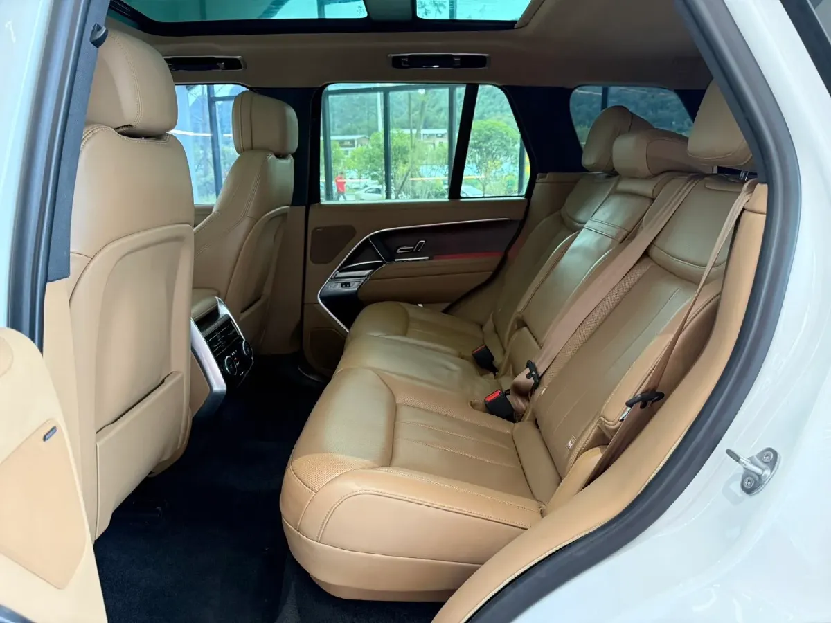 2023 Land Rover Range Rover 3.0T 360HP L6 8AT,autocango,china used car exporter,china ev exporter,chinese used car exporter,chinese used ev exporter