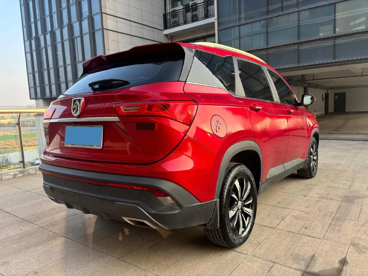 2019 BaoJun 530 1.5T 151HP L4 CVT,autocango,china used car exporter,china ev exporter,chinese used car exporter,chinese used ev exporter