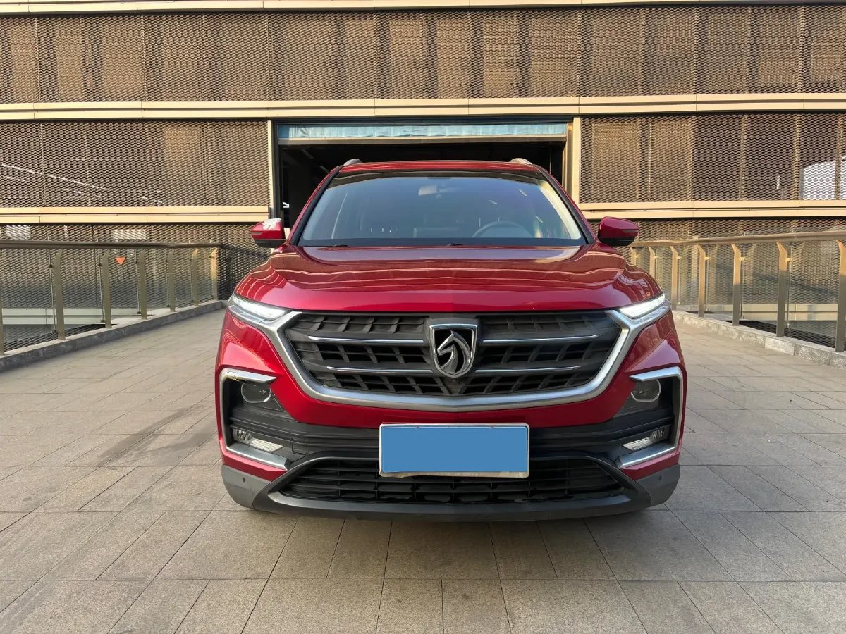 2019 BaoJun 530 1.5T 151HP L4 CVT,autocango,china used car exporter,china ev exporter,chinese used car exporter,chinese used ev exporter