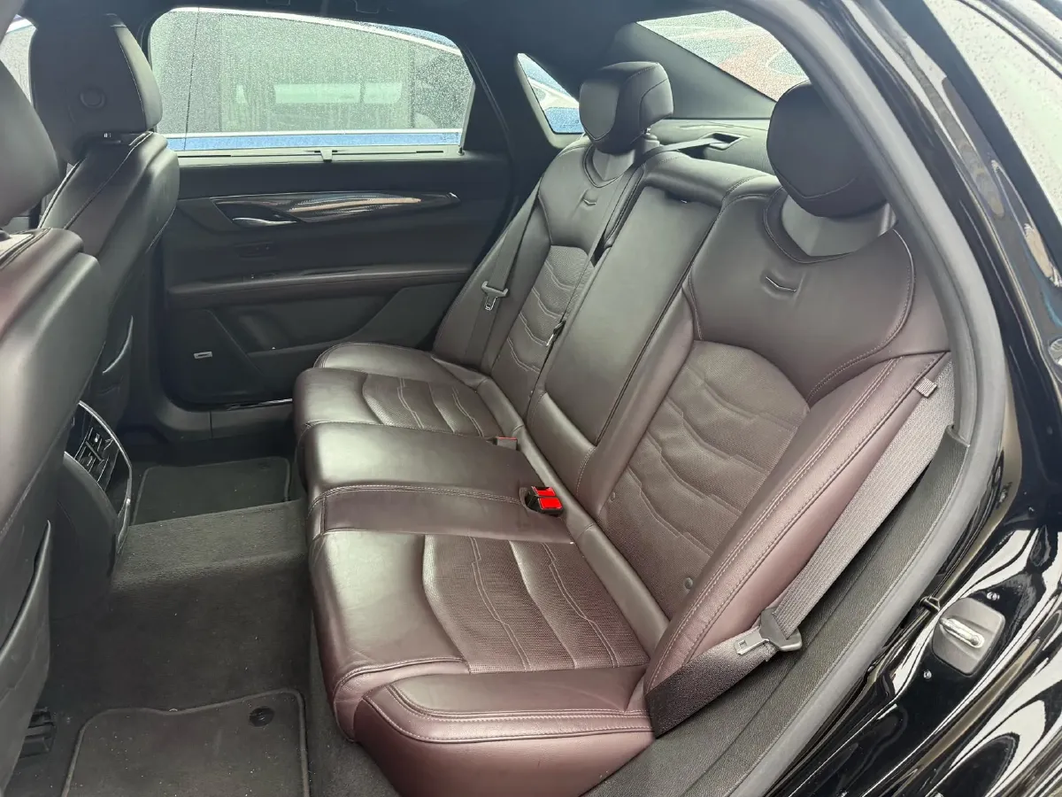 2022 Cadillac CT6 2.0T 237HP L4 10AT,autocango,china used car exporter,china ev exporter,chinese used car exporter,chinese used ev exporter