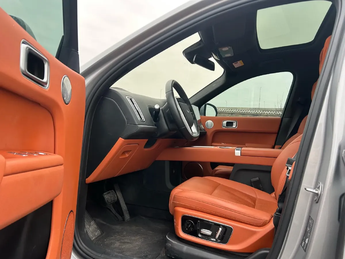 2024 Volvo S60 2.0T 197HP L4 7DCT,autocango,china used car exporter,china ev exporter,chinese used car exporter,chinese used ev exporter