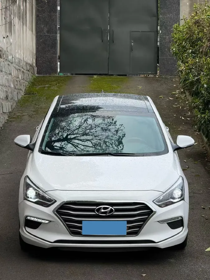 2017 Hyundai Mistra 1.8L 143HP L4 6AT,autocango,china used car exporter,china ev exporter,chinese used car exporter,chinese used ev exporter