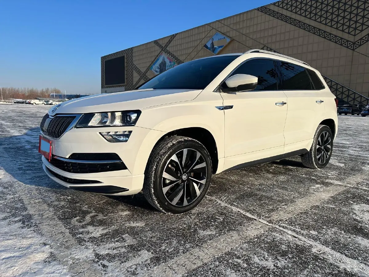 2022 Skoda Karoq 1.4T 150HP L4 7DCT,autocango,china used car exporter,china ev exporter,chinese used car exporter,chinese used ev exporter