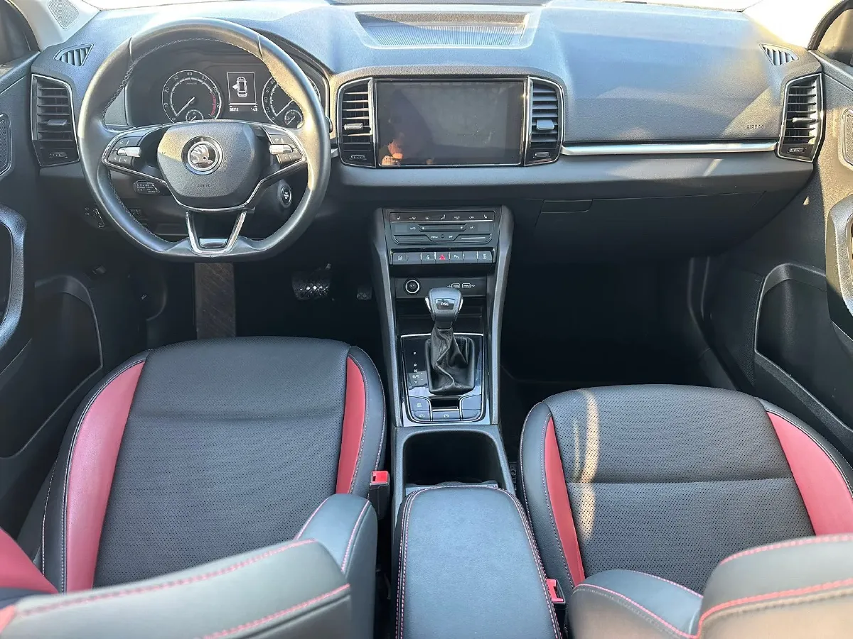 2022 Skoda Karoq 1.4T 150HP L4 7DCT,autocango,china used car exporter,china ev exporter,chinese used car exporter,chinese used ev exporter