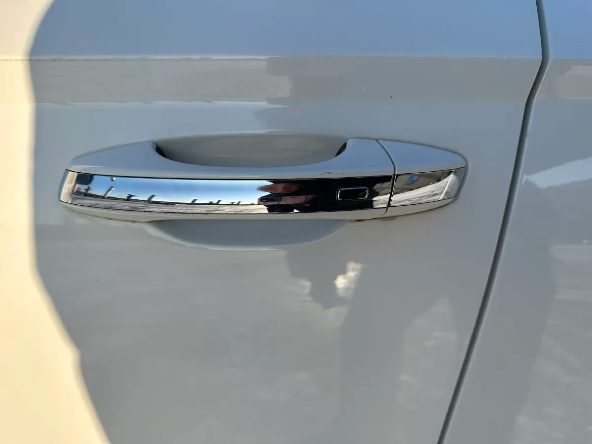 2022 Skoda Karoq 1.4T 150HP L4 7DCT,autocango,china used car exporter,china ev exporter,chinese used car exporter,chinese used ev exporter