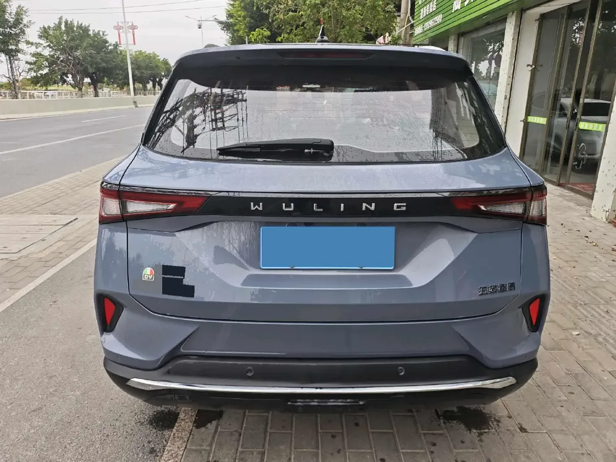 2021 WuLing XingChen 1.5T 147HP L4 6MT,autocango,china used car exporter,china ev exporter,chinese used car exporter,chinese used ev exporter