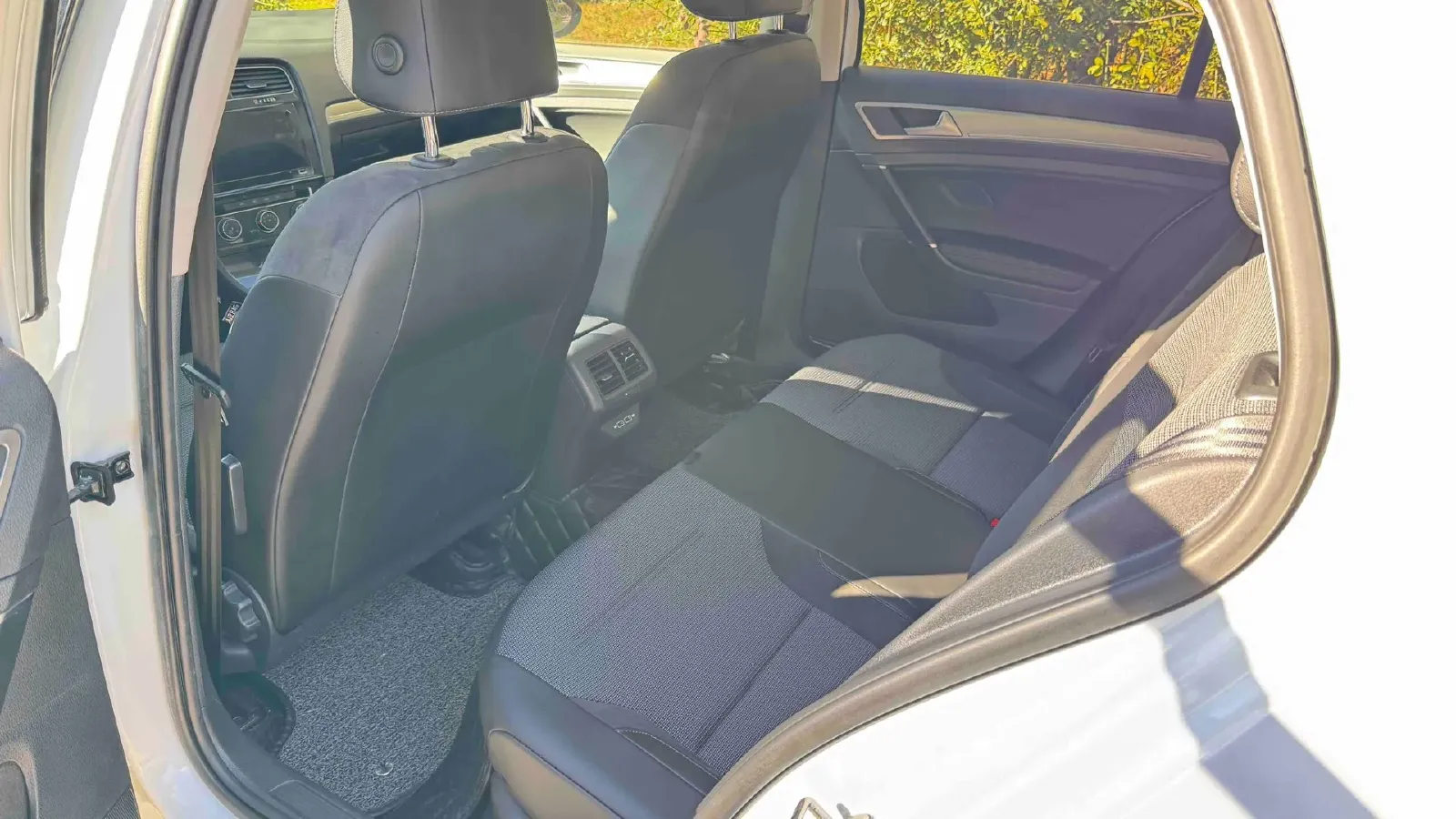 2020 Volkswagen Golf 1.4T 150HP L4 7DCT,autocango,china used car exporter,china ev exporter,chinese used car exporter,chinese used ev exporter