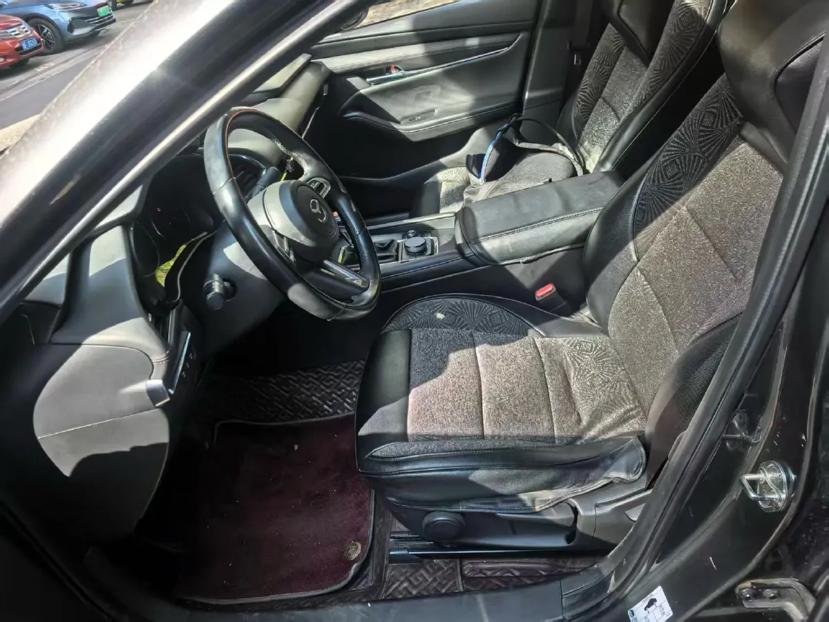 2020 Mazda 3 Axela 2.0L 158HP L4 6AT,autocango,china used car exporter,china ev exporter,chinese used car exporter,chinese used ev exporter