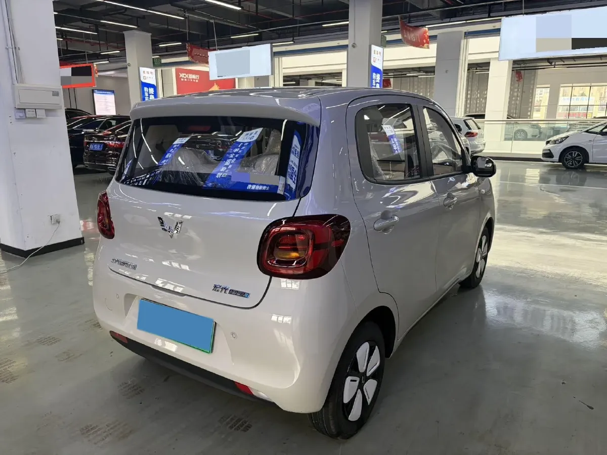 2025 WuLing HongGuang MINI EV BEV 16.2KWH,autocango,china used car exporter,china ev exporter,chinese used car exporter,chinese used ev exporter
