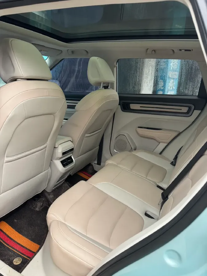 2023 Geely ICON 1.5T 181HP L4 7DCT,autocango,china used car exporter,china ev exporter,chinese used car exporter,chinese used ev exporter