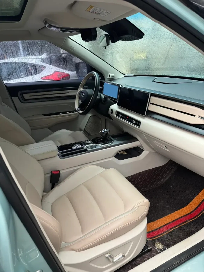 2023 Geely ICON 1.5T 181HP L4 7DCT,autocango,china used car exporter,china ev exporter,chinese used car exporter,chinese used ev exporter