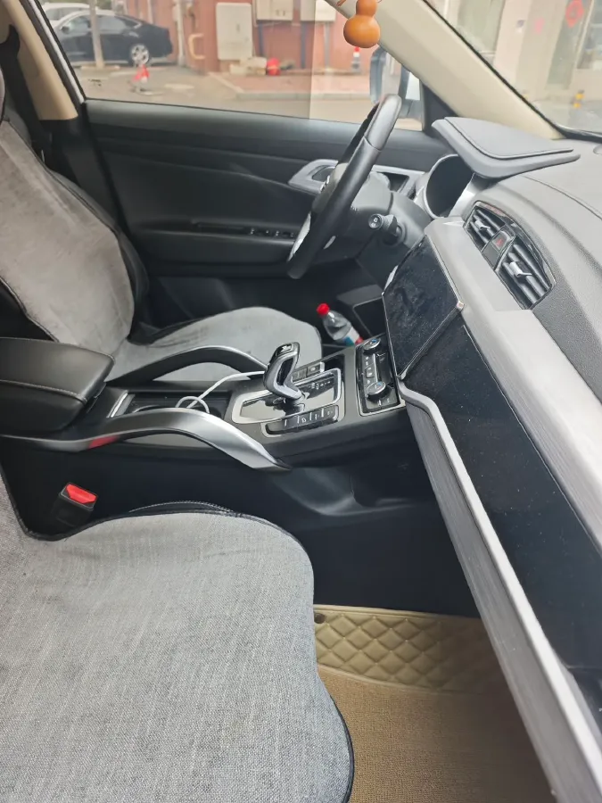 2021 Geely JiaJi 1.8T 184HP L4 7DCT,autocango,china used car exporter,china ev exporter,chinese used car exporter,chinese used ev exporter