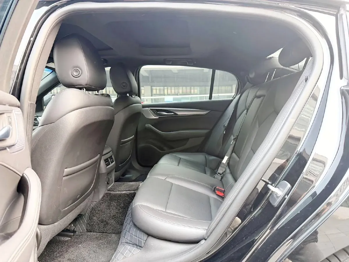 2021 Cadillac CT5 2.0T 237HP L4 10AT,autocango,china used car exporter,china ev exporter,chinese used car exporter,chinese used ev exporter