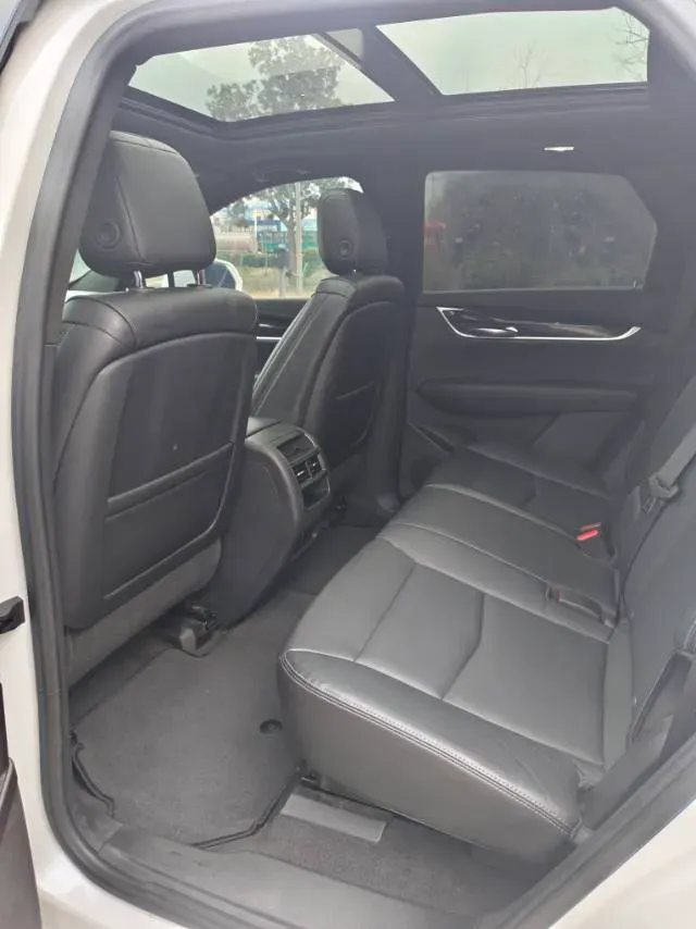 2020 Cadillac XT5 2.0T 237HP L4 9AT,autocango,china used car exporter,china ev exporter,chinese used car exporter,chinese used ev exporter