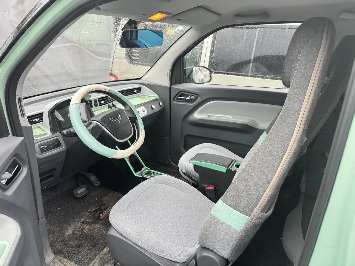 2021 WuLing HongGuang MINI EV BEV 13.8KWH,autocango,china used car exporter,china ev exporter,chinese used car exporter,chinese used ev exporter