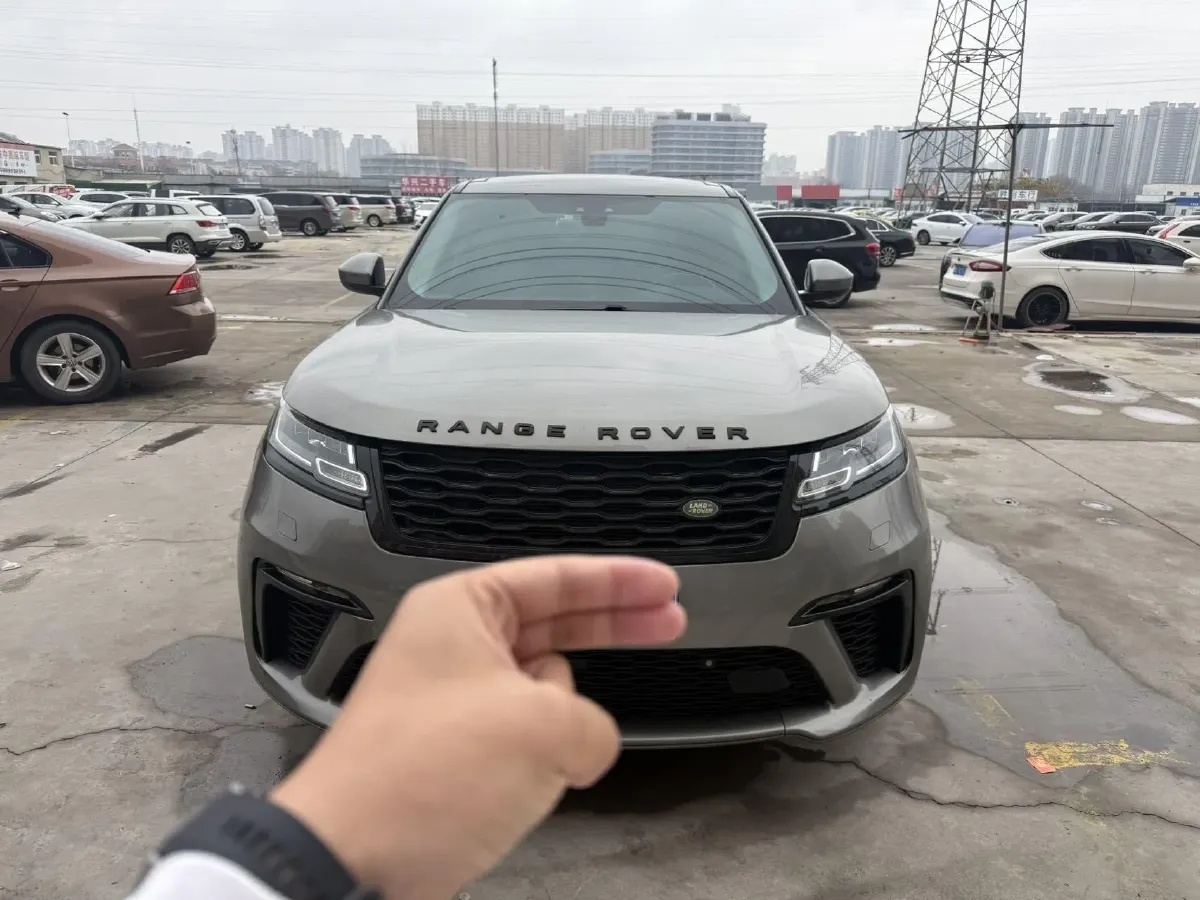 2020 Land Rover Range Rover Velar 2.0T 250HP L4 8AT,autocango,china used car exporter,china ev exporter,chinese used car exporter,chinese used ev exporter