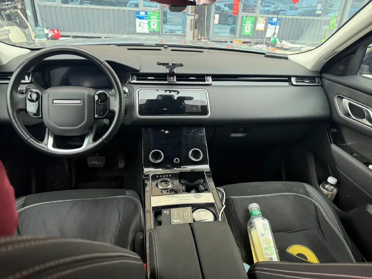 2020 Land Rover Range Rover Velar 2.0T 250HP L4 8AT,autocango,china used car exporter,china ev exporter,chinese used car exporter,chinese used ev exporter