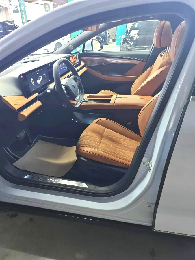 2023 Voyah ZhuiGuang BEV 108.73KWH,autocango,china used car exporter,china ev exporter,chinese used car exporter,chinese used ev exporter