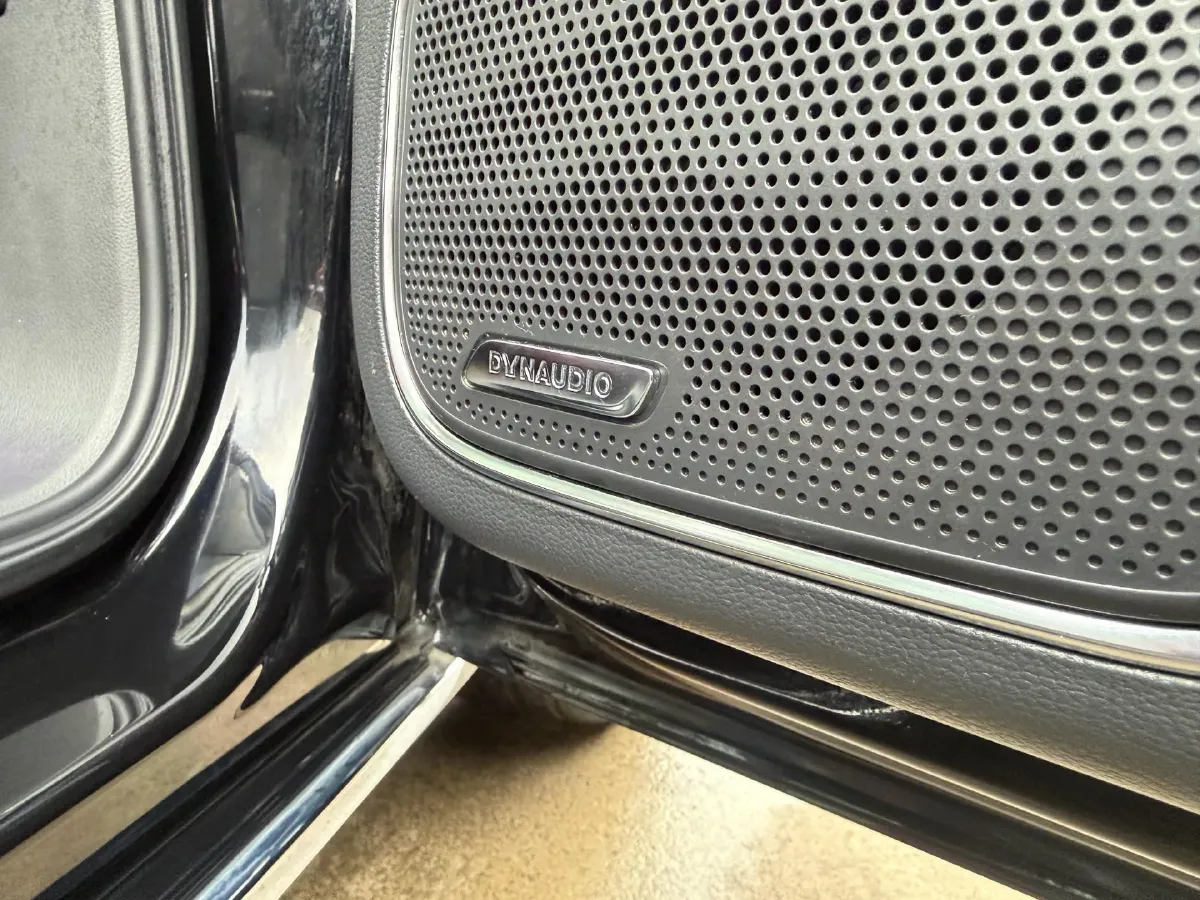 2024 HongQi H5 2.0T 224HP L4 8AT,autocango,china used car exporter,china ev exporter,chinese used car exporter,chinese used ev exporter