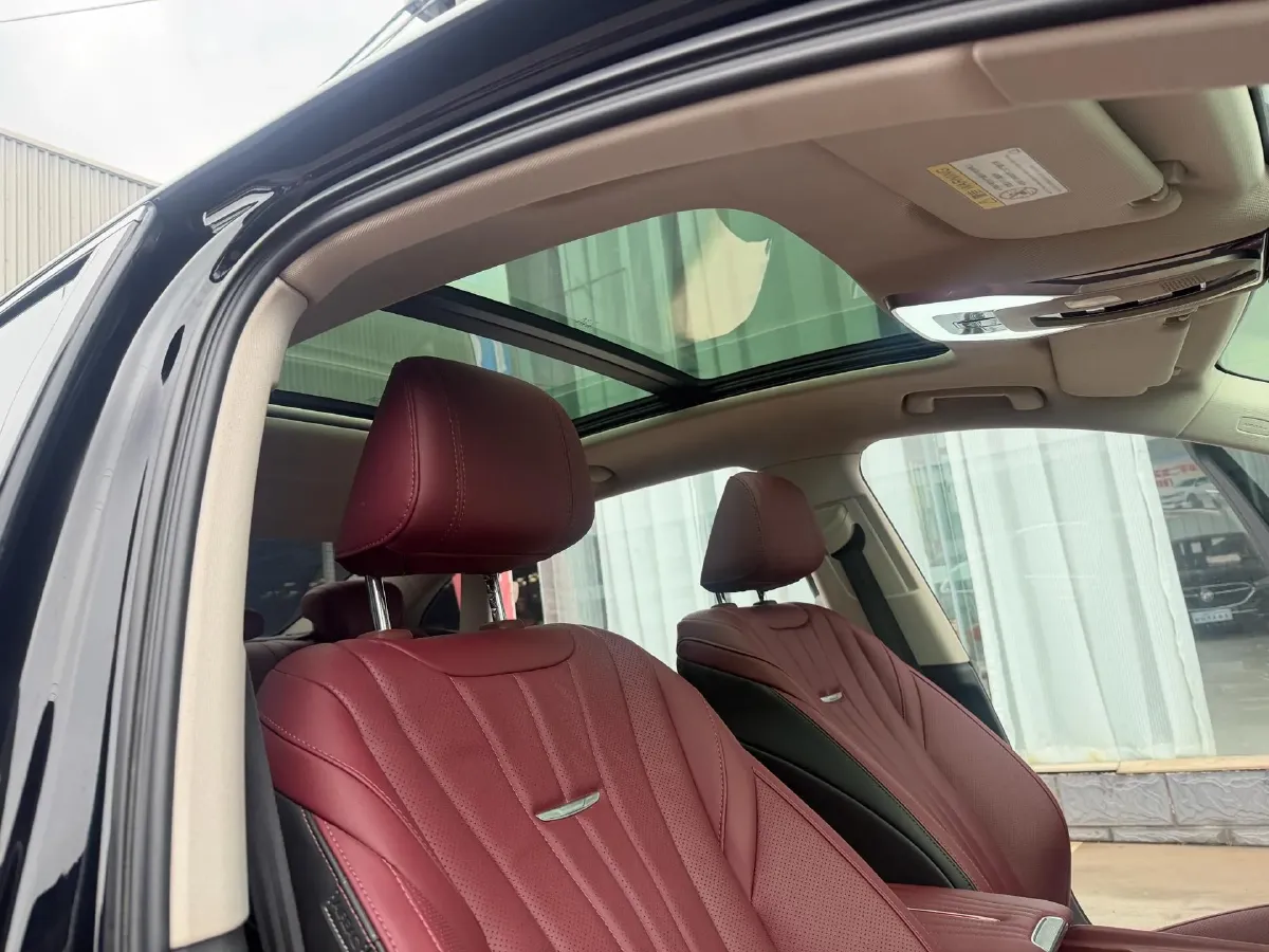 2024 HongQi H5 2.0T 224HP L4 8AT,autocango,china used car exporter,china ev exporter,chinese used car exporter,chinese used ev exporter