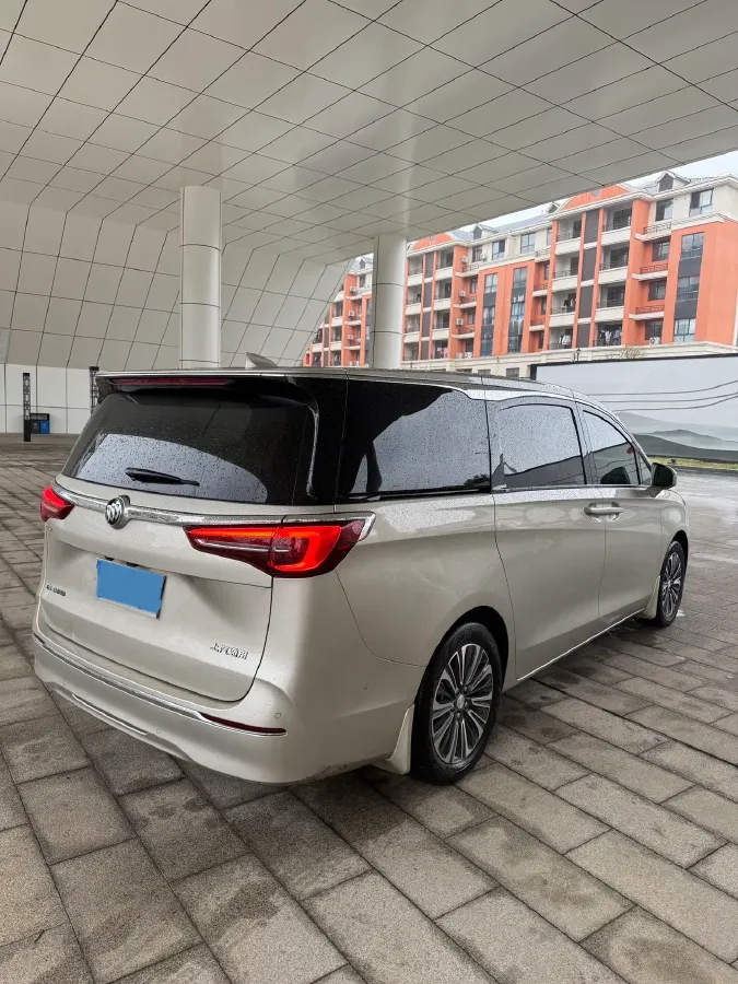 2021 Buick GL8 2.0T 237HP L4 9AT,autocango,china used car exporter,china ev exporter,chinese used car exporter,chinese used ev exporter