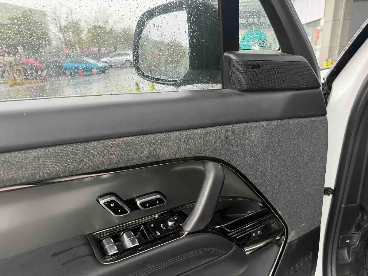 2024 Land Rover Range Rover Sport 3.0T 360HP L6 8AT,autocango,china used car exporter,china ev exporter,chinese used car exporter,chinese used ev exporter