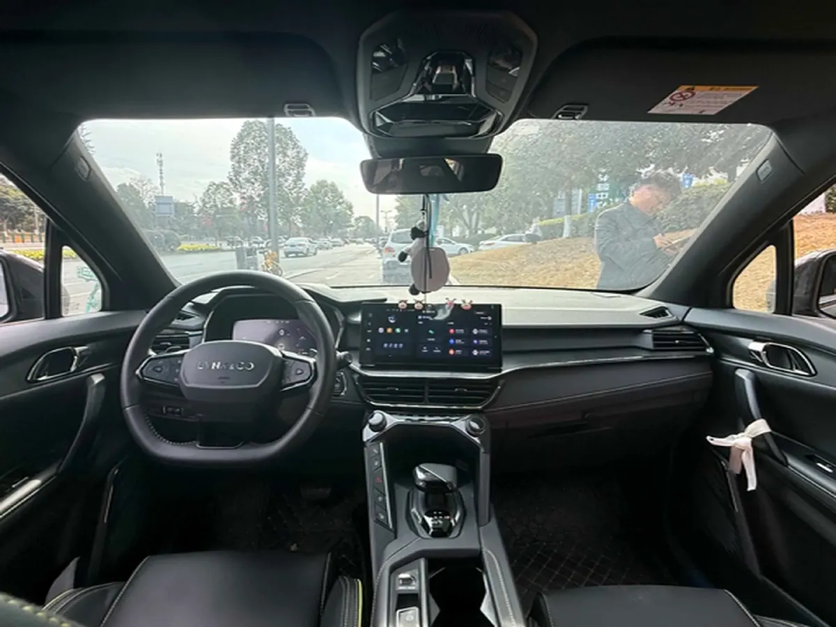 2023 LYNK&CO 06 1.5T 181HP L4 7DCT,autocango,china used car exporter,china ev exporter,chinese used car exporter,chinese used ev exporter