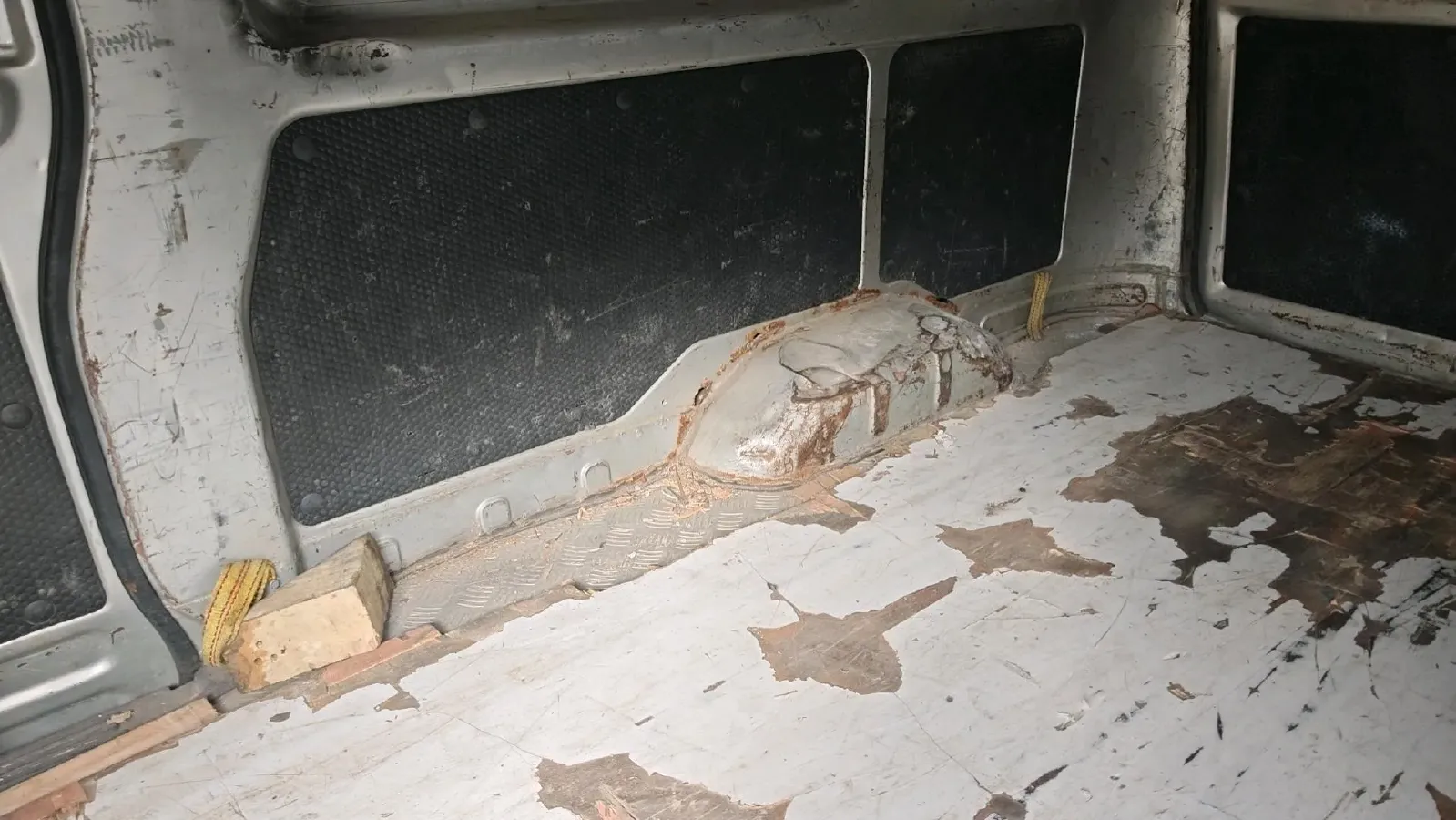 2020 WuLing EV50 BEV 43.2KWH,autocango,china used car exporter,china ev exporter,chinese used car exporter,chinese used ev exporter