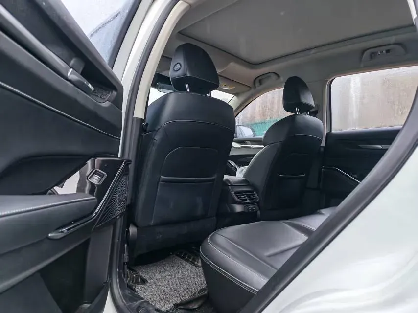 2022 Haval H6 1.5T 184HP L4 7DCT,autocango,china used car exporter,china ev exporter,chinese used car exporter,chinese used ev exporter