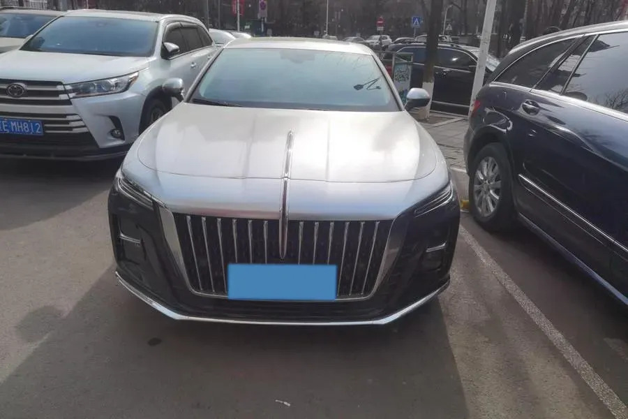2025 HongQi H5 1.5T 169HP L4 7DCT,autocango,china used car exporter,china ev exporter,chinese used car exporter,chinese used ev exporter