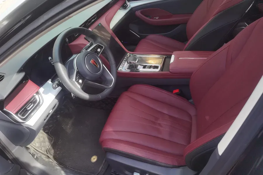 2025 HongQi H5 1.5T 169HP L4 7DCT,autocango,china used car exporter,china ev exporter,chinese used car exporter,chinese used ev exporter