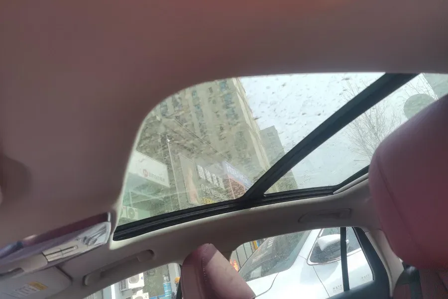 2025 HongQi H5 1.5T 169HP L4 7DCT,autocango,china used car exporter,china ev exporter,chinese used car exporter,chinese used ev exporter