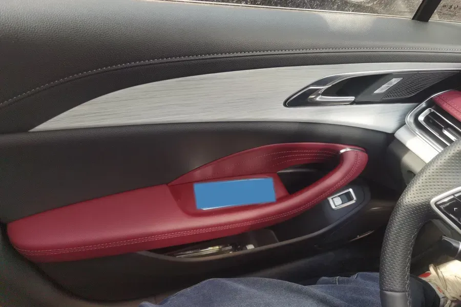 2025 HongQi H5 1.5T 169HP L4 7DCT,autocango,china used car exporter,china ev exporter,chinese used car exporter,chinese used ev exporter