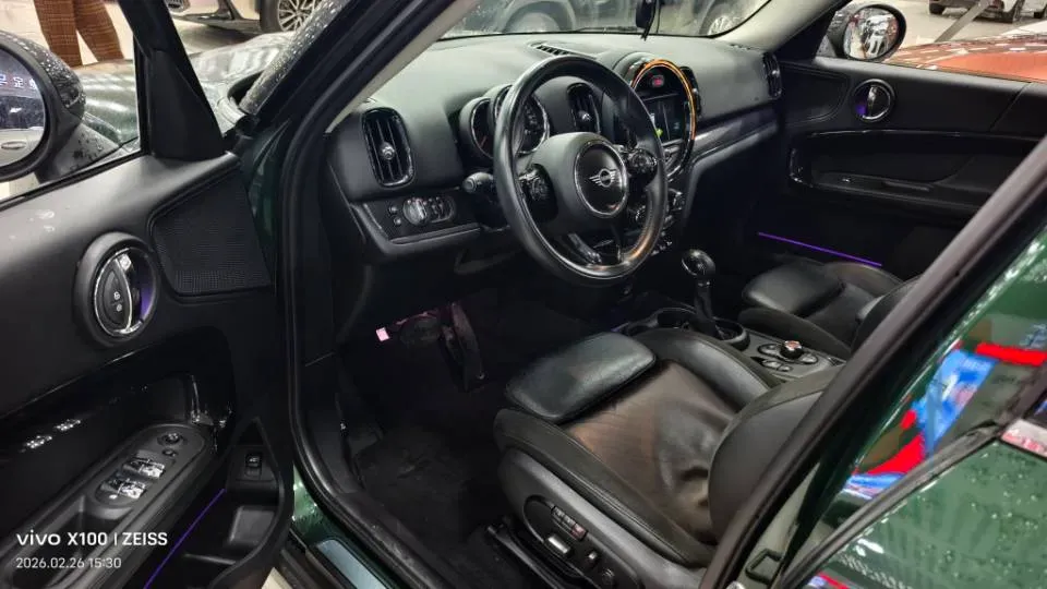 2017 MINI COUNTRYMAN 1.5T 136HP L3 8AT,autocango,china used car exporter,china ev exporter,chinese used car exporter,chinese used ev exporter