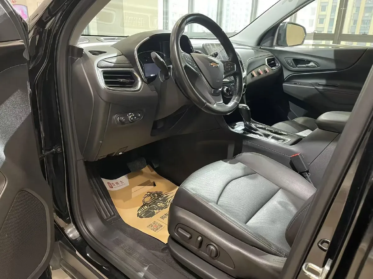 2018 Chevrolet Equinox 2.0T 260HP L4 9AT,autocango,china used car exporter,china ev exporter,chinese used car exporter,chinese used ev exporter