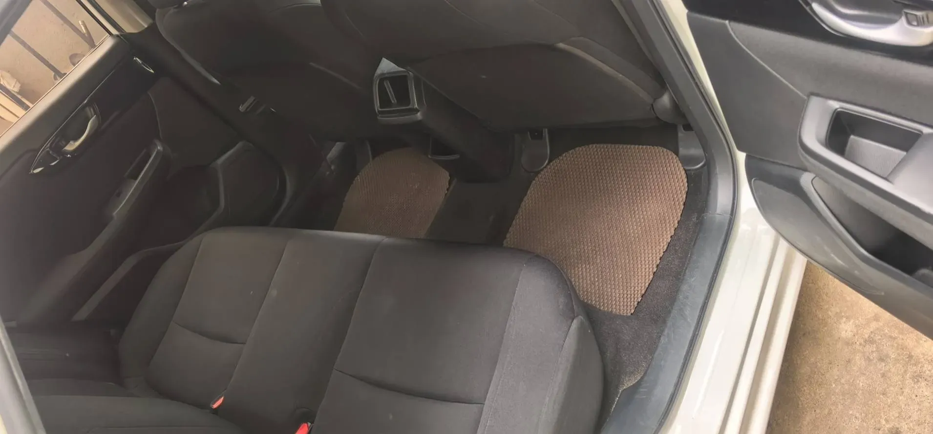 2023 Toyota Corolla 1.2T 116HP L4 CVT,autocango,china used car exporter,china ev exporter,chinese used car exporter,chinese used ev exporter