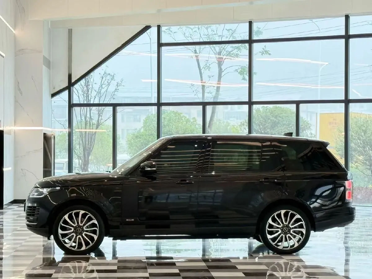 2022 Land Rover Range Rover 3.0T 400HP L6 8AT,autocango,china used car exporter,china ev exporter,chinese used car exporter,chinese used ev exporter
