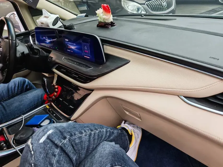 2023 Buick GL8 2.0T 237HP L4 9AT,autocango,china used car exporter,china ev exporter,chinese used car exporter,chinese used ev exporter