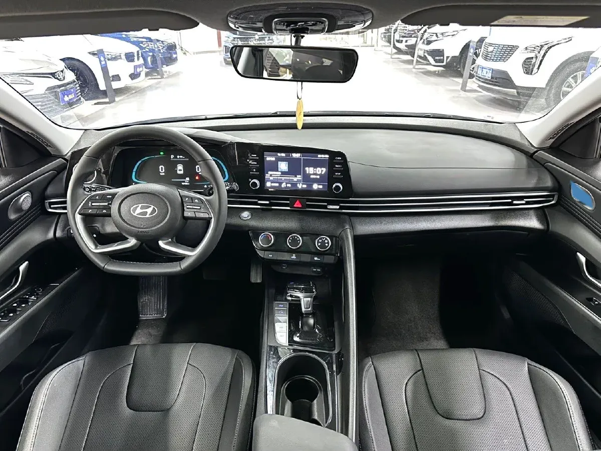 2023 Hyundai Elantra 1.5L 115HP L4 CVT,autocango,china used car exporter,china ev exporter,chinese used car exporter,chinese used ev exporter