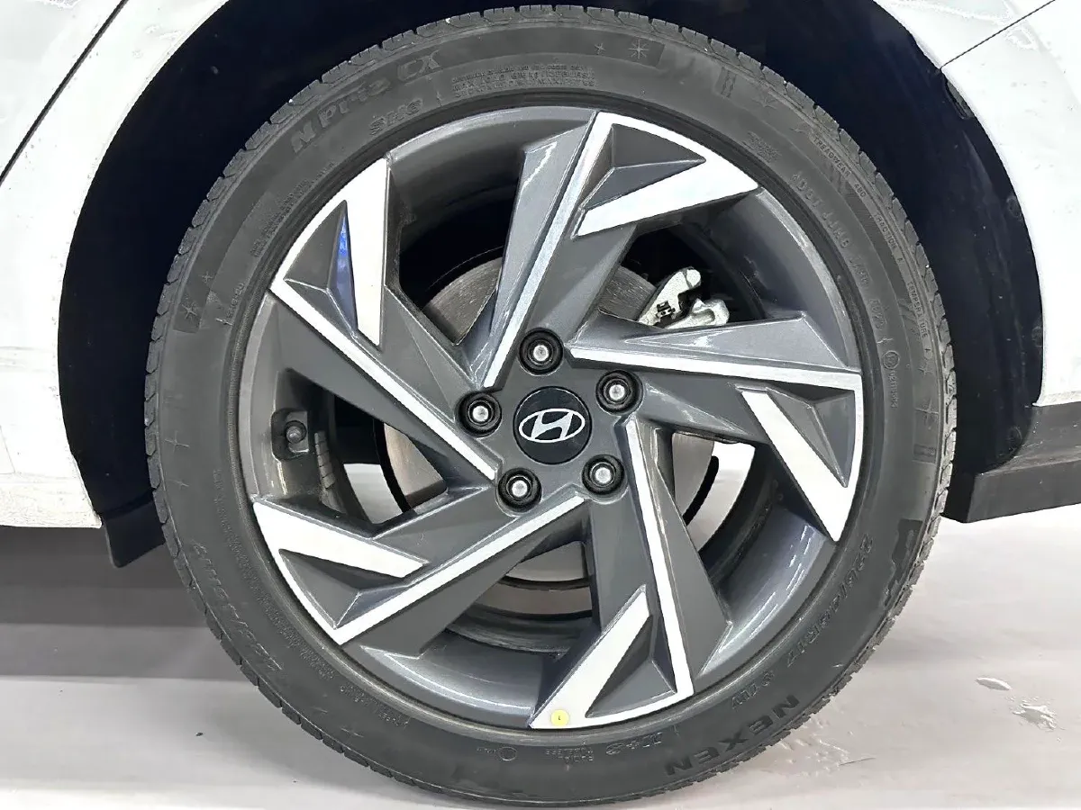 2023 Hyundai Elantra 1.5L 115HP L4 CVT,autocango,china used car exporter,china ev exporter,chinese used car exporter,chinese used ev exporter